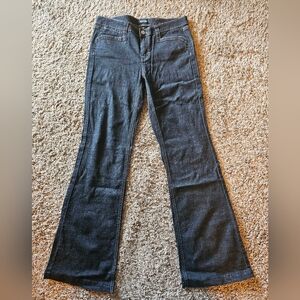 White House Black Market denim wide leg boot cut NWOT blanc size 6 crystal